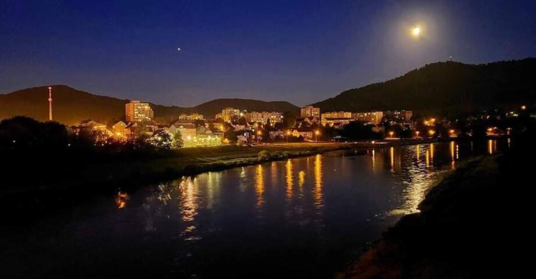 Appartement U Bocmana S Vyhledem Na Zamek A Labe à Decin Extérieur photo