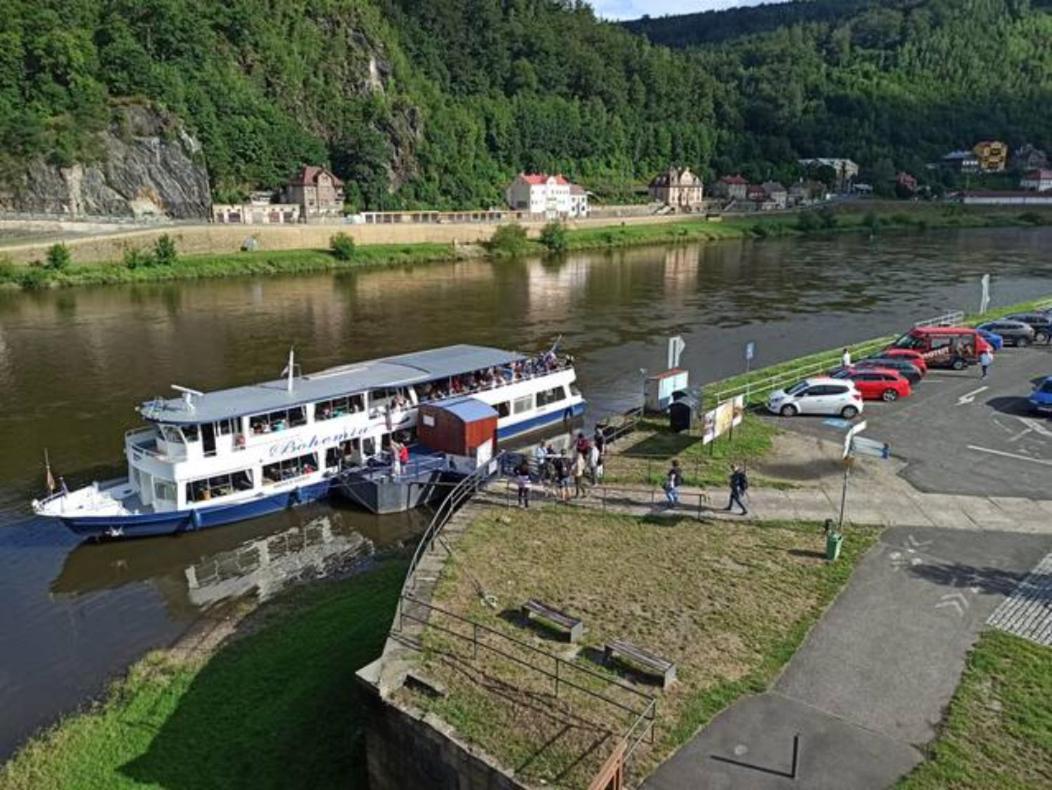Appartement U Bocmana S Vyhledem Na Zamek A Labe à Decin Extérieur photo