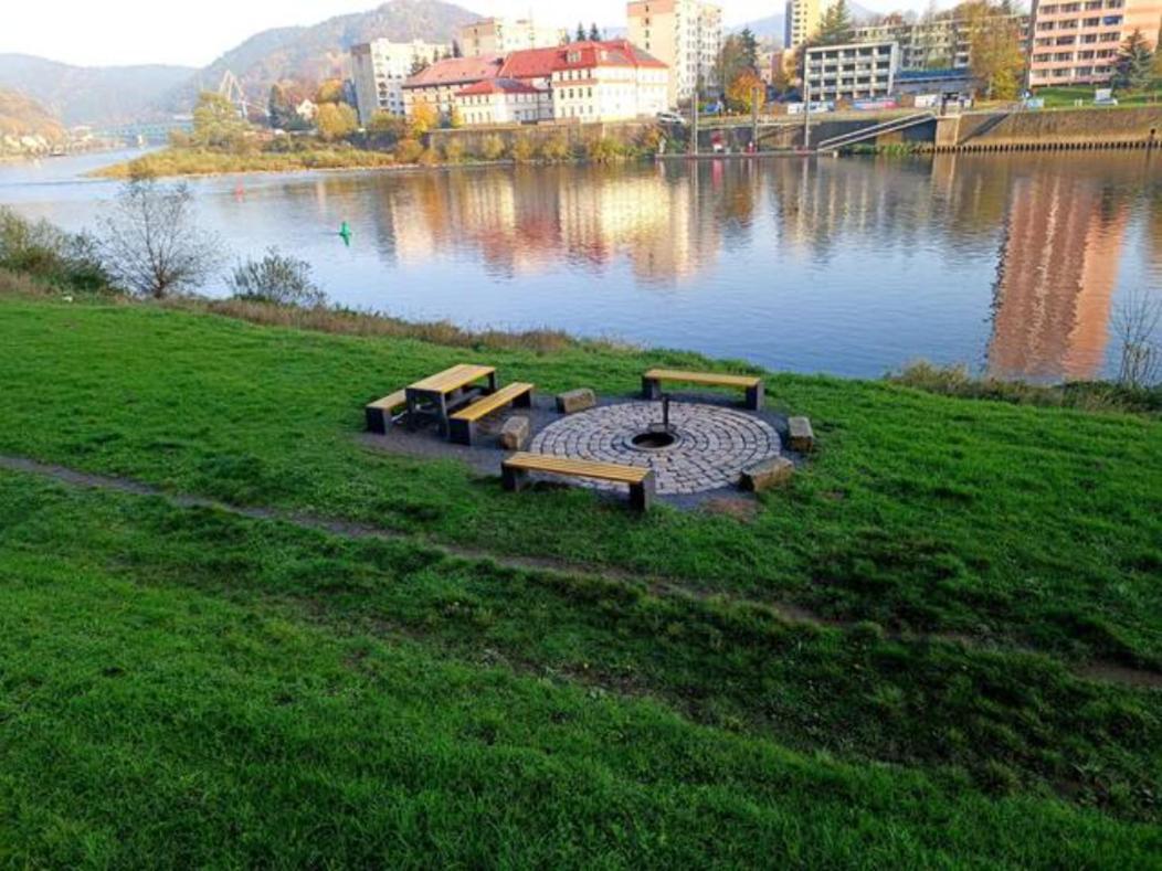 Appartement U Bocmana S Vyhledem Na Zamek A Labe à Decin Extérieur photo