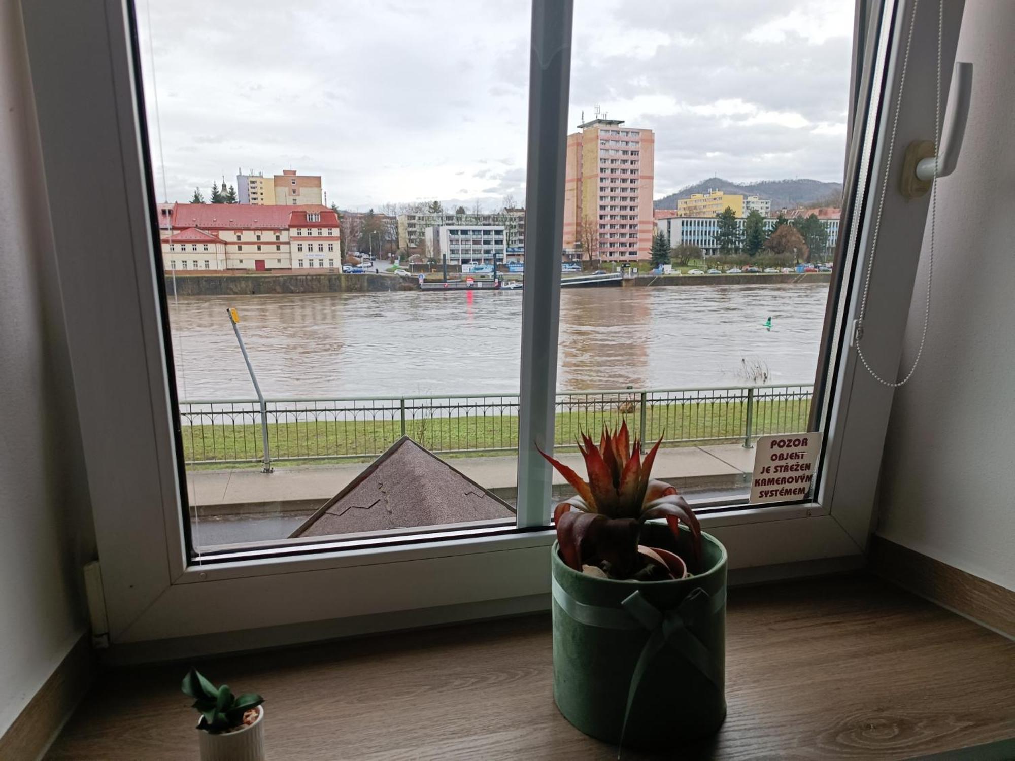 Appartement U Bocmana S Vyhledem Na Zamek A Labe à Decin Extérieur photo