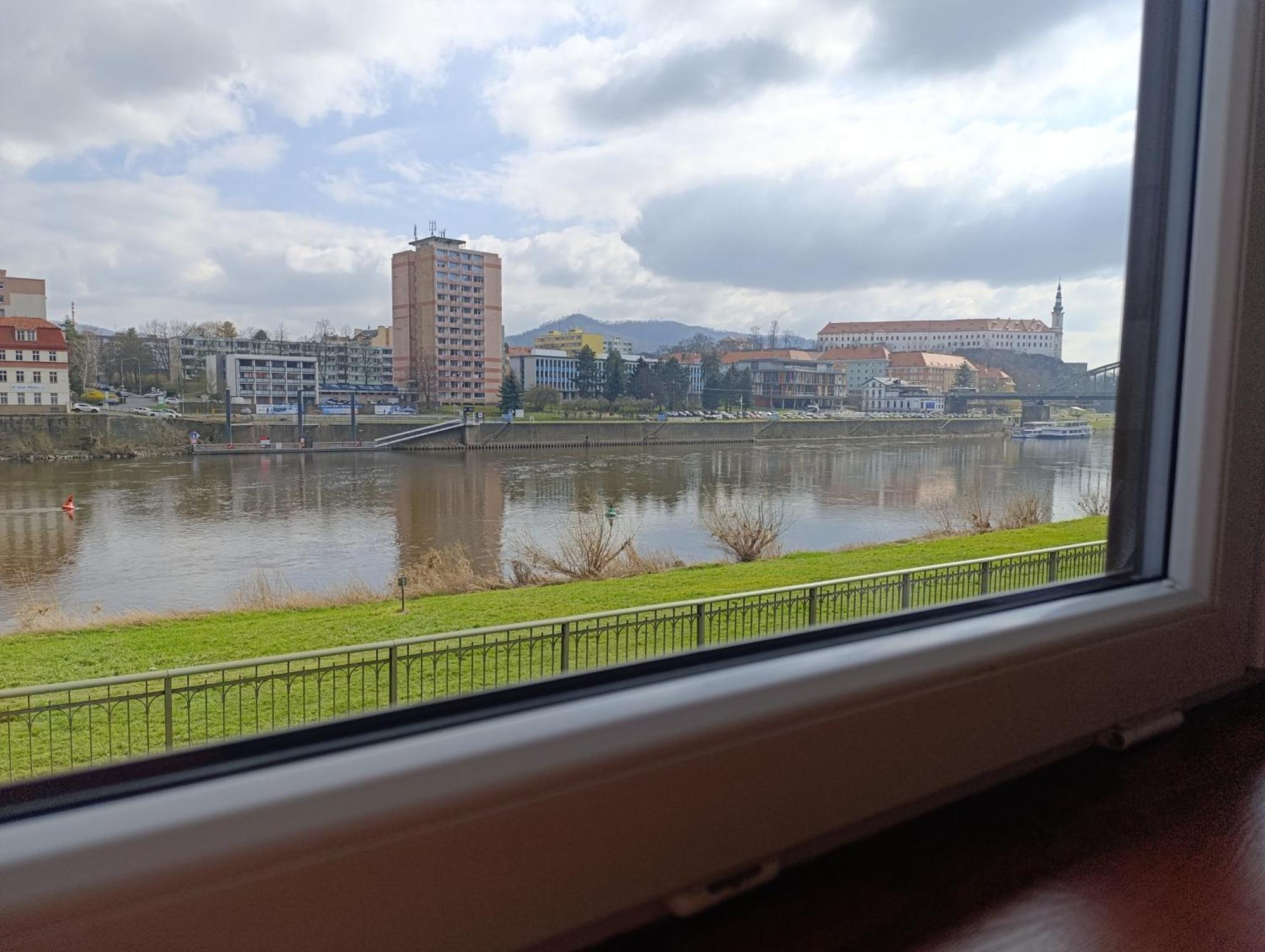 Appartement U Bocmana S Vyhledem Na Zamek A Labe à Decin Extérieur photo
